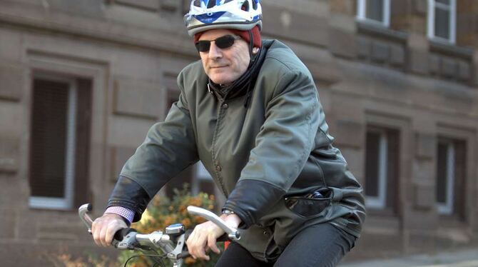 Landesverkehrsminister Winfried Hermann fährt selbst gerne Rad.
