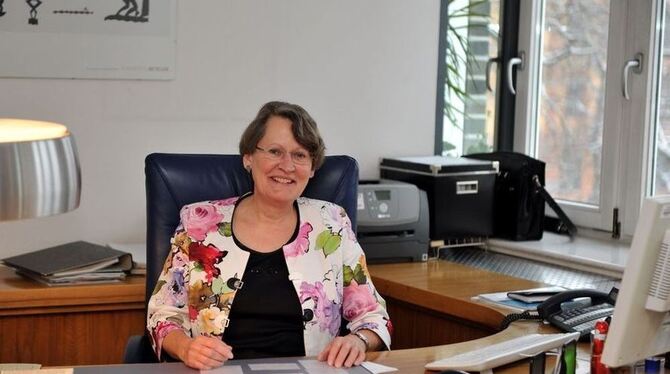 Sigrid Brucker-Maschke, neue Vorsteherin des Finanzamts Reutlingen. GEA-FOTO: PACHER Sigrid Brucker-Maschke, neue Vorsteherin des Finanzamts Reutlingen. GEA-FOTO: PACHER