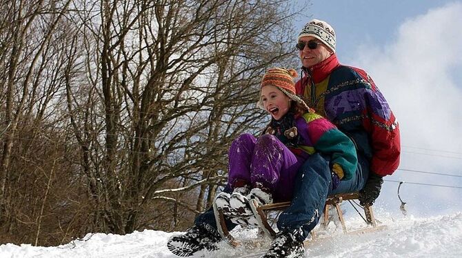 Die Alb bietet für Wintersportfans neben dem Skilaufen noch viele Alternativen. Wetter-Experte Roland Hummel erwartet zunächst k Die Alb bietet für Wintersportfans neben dem Skilaufen noch viele Alternativen. Wetter-Experte Roland Hummel erwartet zunächst k