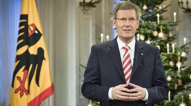 Bundespräsident Christian Wulff bei der Aufzeichnung der Weihnachtsansprache 2011. Foto: Bundespresseamt/Jesco Denzel