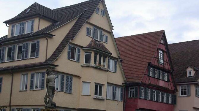 Das Haus an der Ecke Holzmarkt/Lange Gasse wird derzeit restauriert. Es teilt sich mit dem Nachbargebäude das Treppenhaus.