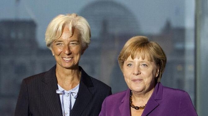 Kanzlerin Merkel trifft sich mit der IWF-Chef Christine Lagarde, um über die Euro-Schuldenkrise zu beraten. Foto: Johannes Eisel