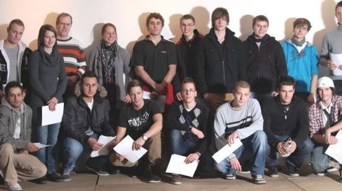 Sie sind einfach Klasse: Die preisgekrönten Abgänger der Reutlinger Steinbeis-Schule.