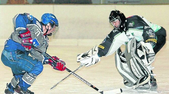 Erzielte ein Tor und bereitete einen Treffer vor: Marcel Wörner (links) von der TSG. FOTO: BAUR Erzielte ein Tor und bereitete einen Treffer vor: Marcel Wörner (links) von der TSG. FOTO: BAUR