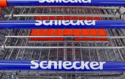 Einkaufswagen eines Schlecker-Drogeriemarkts. Foto: Stefan Puchner