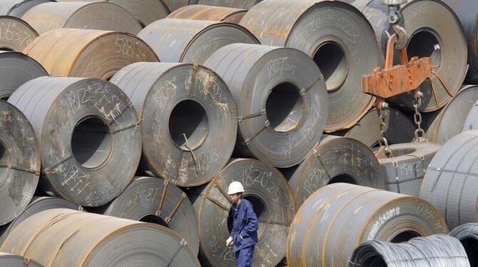 Stahlrollen auf einem Verladeplatz in Shenyang: Deutsche Manager fürchten sich nicht vor wachsender Konkurrenz aus dem Reich Stahlrollen auf einem Verladeplatz in Shenyang: Deutsche Manager fürchten sich nicht vor wachsender Konkurrenz aus dem Reich