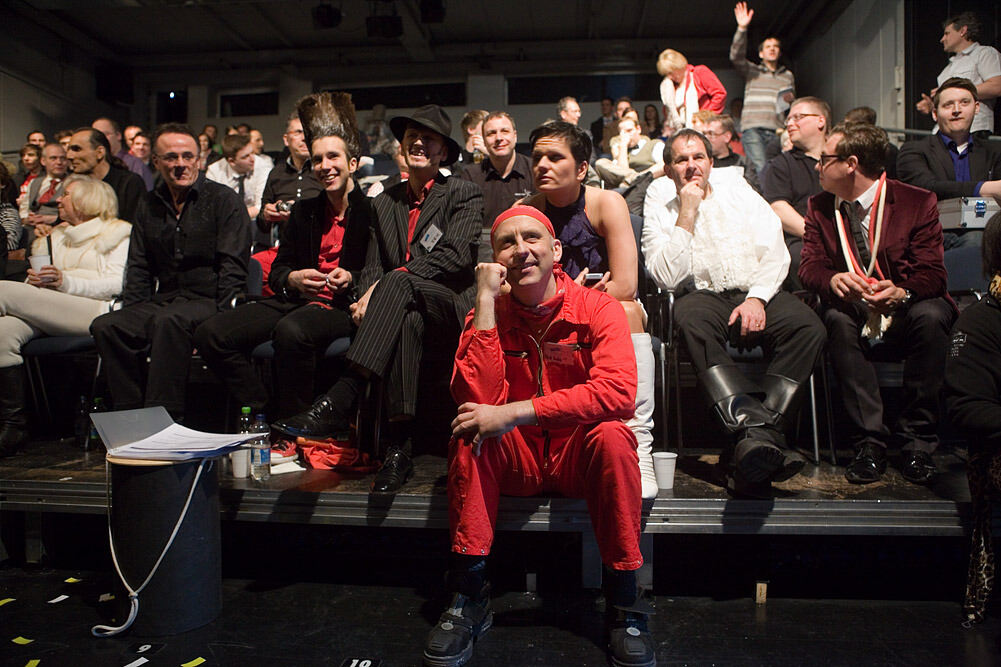 100 Magier in 100 Minuten