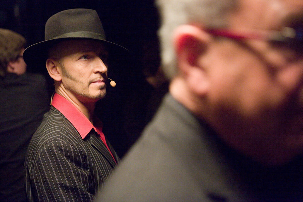 100 Magier in 100 Minuten