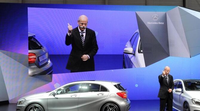 Daimler-Chef Dieter Zetsche präsentiert in Genf die neue A-Klasse.