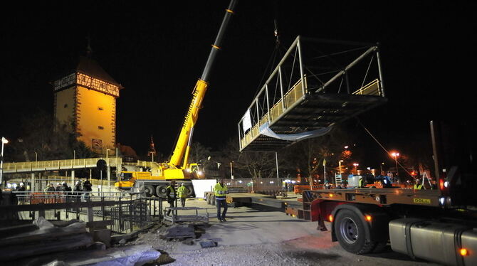 Abbruch des Fußgängerstegs am Tübinger Tor