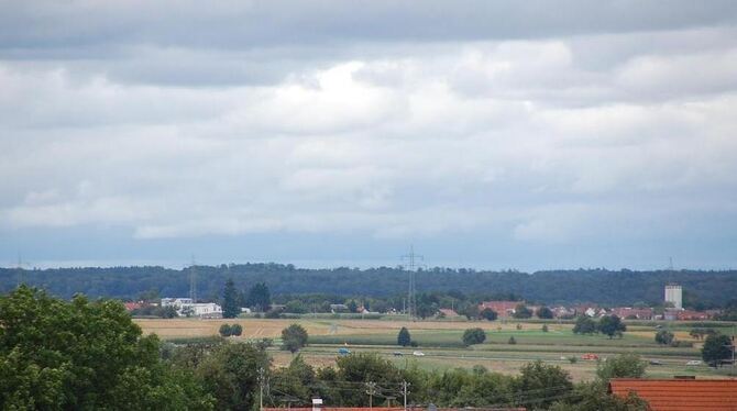 Wird es auf den Härten künftig Windräder geben? Blick vom Immenhausener Kirchturm Richtung Gomaringen.