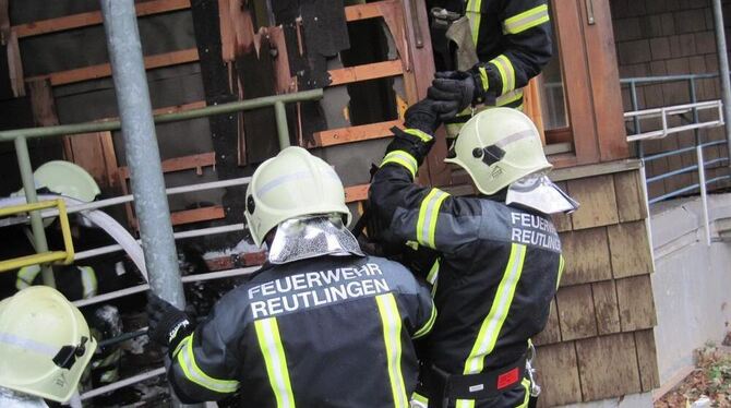 Den Schwelbrand in der Außenfassade des Altenheims Ringelbach hatte die Feuerwehr rasch gelöscht.