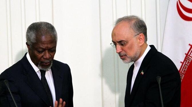 Im Gespräch mit dem iranischen Außenminister Ali Akbar Salehi warnte Kofi Annan: Jeder Fehler im Syrienkonflikt könne zu unvo