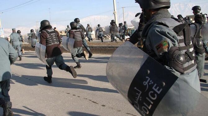 Eine Spezialeinheit der afghanischen Polizei bei einem Einsatz in Kabul. Foto: S Sabawoon/Archiv
