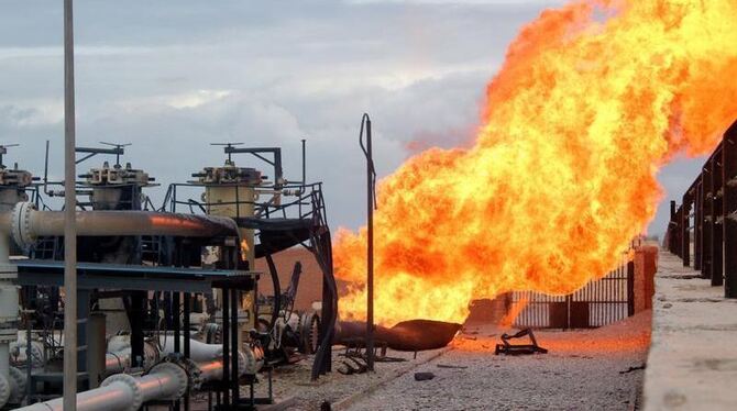 Brand an einer ägyptischen Pipeline in Al Arisch: Ägypten hat die Gaslieferungen an Israel gestoppt. Foto: Str