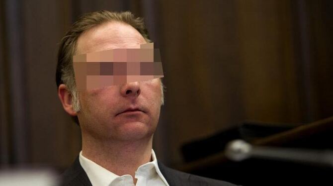 Mit Spannung wurde die erste Aussage des Todesfahrers von Hamburg-Eppendorf erwartet. Erstmals entschuldigt sich der Angeklag