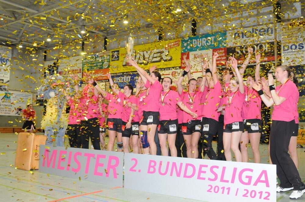 TuS Metzingen Handball Aufstieg 2012