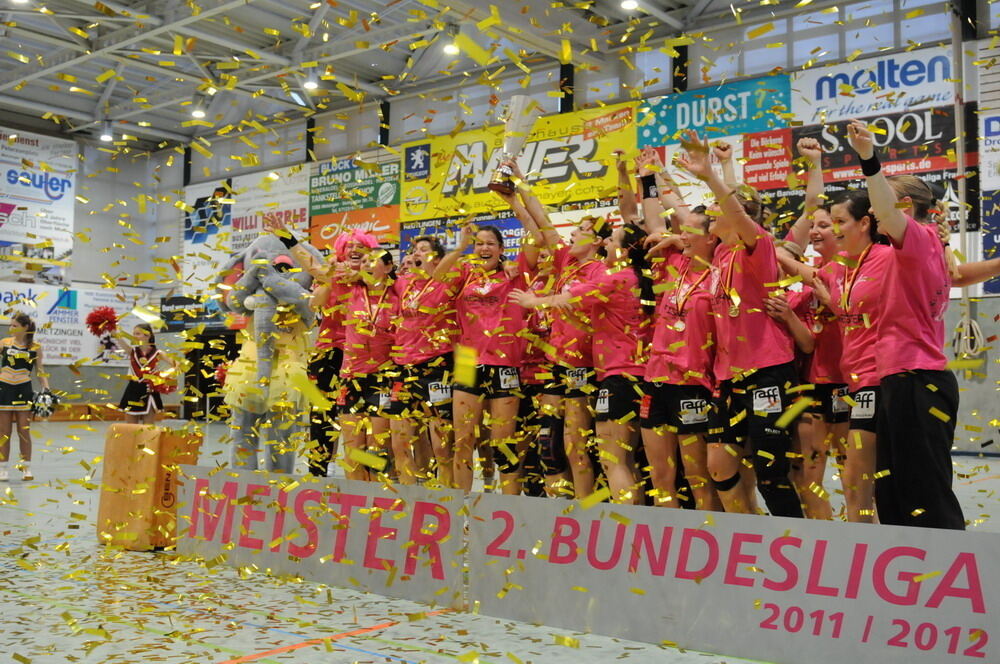 TuS Metzingen Handball Aufstieg 2012