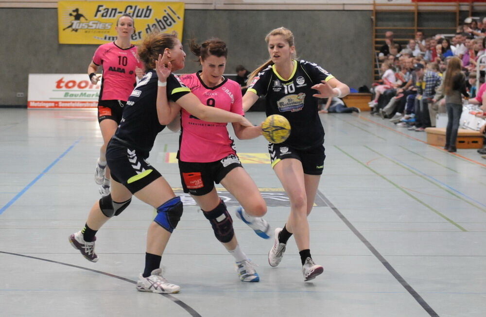 TuS Metzingen Handball Aufstieg 2012
