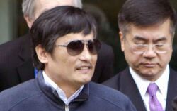 Der blinde chinesische Bürgerrechtler Chen Guangcheng steht offenbar kurz vor seiner Ausreise in die USA. Foto: epa/US-Botsch