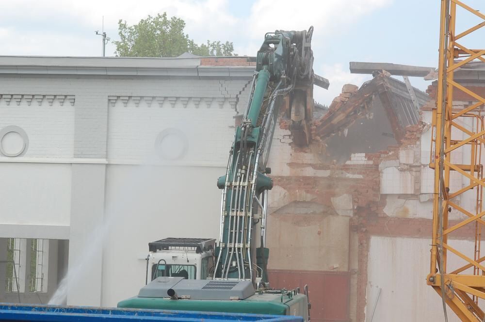 Abbruch der alten Metzinger Samtfabrik