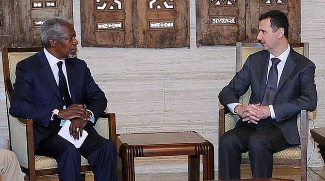 Gesprächsversuch: UN-Sonderbotschafter Kofi Annan beim syrischen Machthaber Assad. Foto: SANA