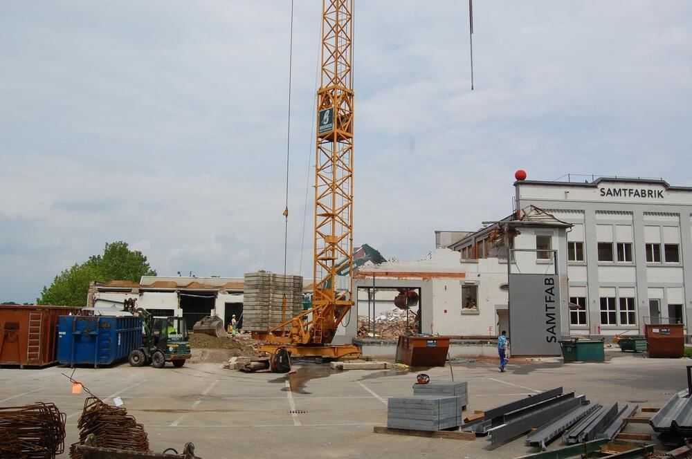 Abbruch der alten Metzinger Samtfabrik