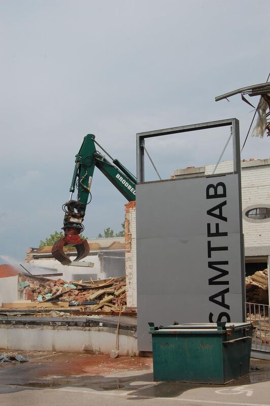 Abbruch der alten Metzinger Samtfabrik