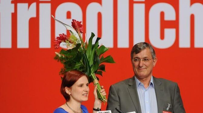 Katja Kipping und Bernd Riexinger, die neuen Vorsitzenden der Partei Die Linke. Foto: Julian Stratenschulte