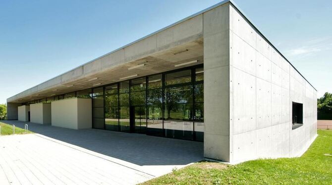Ein öffentliches Bauwerk, das am Samstag angefahren wird: die Dietweghalle in Reutlingen. FOTO: PR/RAINER DEUSCHLE