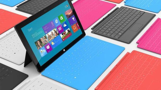 Mit dem Tablet-PC »Surface« bringt Microsoft einen eigenen Herausforderer für das iPad heraus. Foto: epa/Microsoft