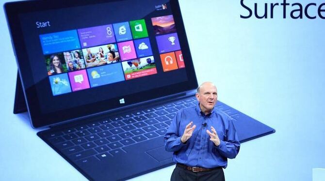 Steve Ballmer präsentiert Microsofts neuen Tablet »Surface«. Foto: Microsoft