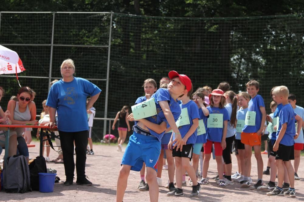 Jugend trainiert für Olympia Pliezhausen Juni 2012