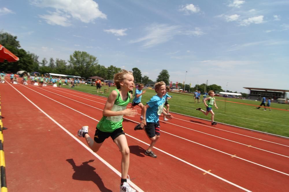 Jugend trainiert für Olympia Pliezhausen Juni 2012