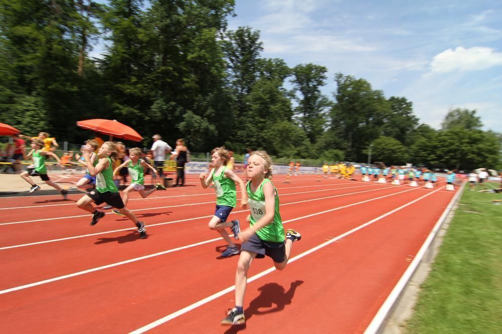 Jugend trainiert für Olympia Pliezhausen Juni 2012