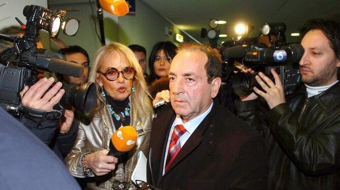 Der angeklagte Ernano Barretta (M.)im Gericht von Pescara. Foto: Rocco Schiazza/Archiv Der angeklagte Ernano Barretta (M.)im Gericht von Pescara. Foto: Rocco Schiazza/Archiv