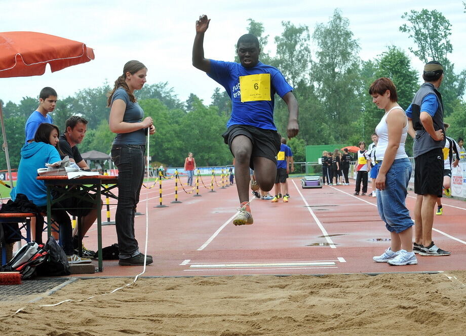 Jugend trainiert für Olympia Pliezhausen Juni 2012
