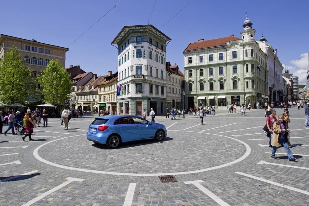 Mercedes-Benz neue A-Klasse 2012