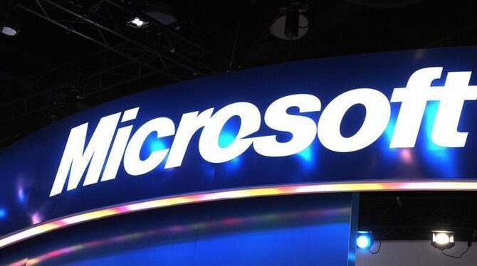 Das Online-Geschäft ist und bleibt damit die schwache Stelle von Microsoft. Foto: Andrew Gombert