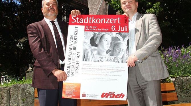 Armin Schidel (links) und der Intendant Cornelius Grube von der Württembergischen Philharmonie Reutlingen.