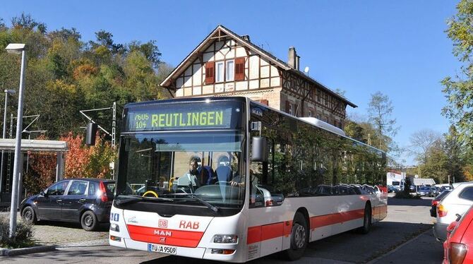 Ein Bus in Kirchentellinsfurt.