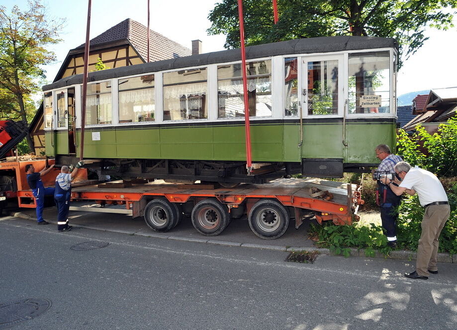 Straßenbahn wird Straßencafe