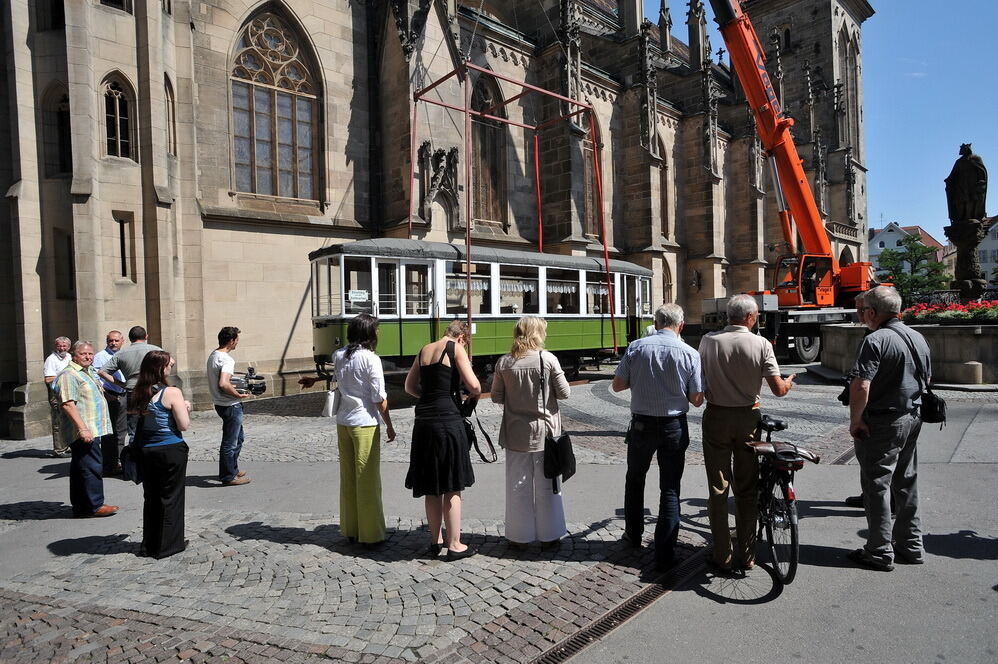 Straßenbahn wird Straßencafe