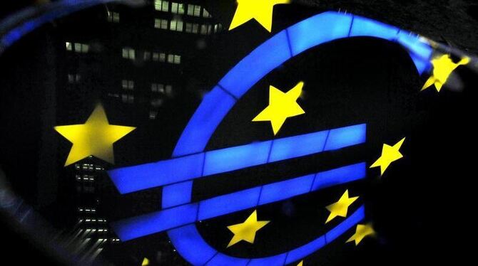 Die Euro-Staaten wollen Spanien bei der Rettung seiner maroden Banken mit Hilfskrediten von bis zu 100 Milliarden Euro beiste