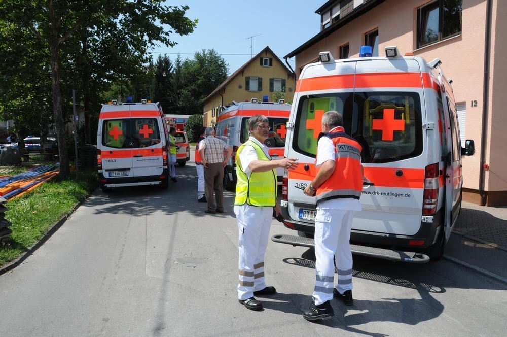 Zugunglück Regional-Express rammt in Wannweil Anhänger