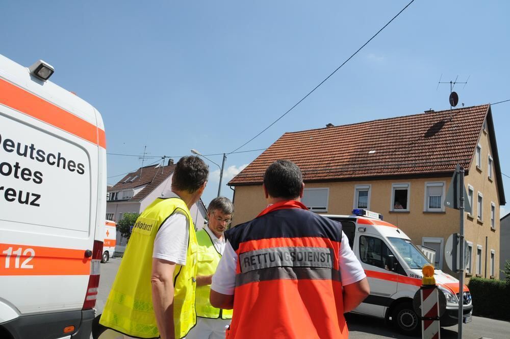 Zugunglück Regional-Express rammt in Wannweil Anhänger