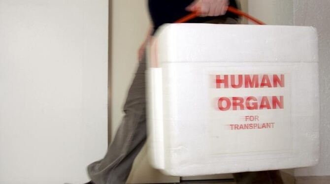 Von den 12 000 Menschen, die in Deutschland auf eine Organspende warten, sterben im Durchschnitt jeden Tag drei. Foto: Frank