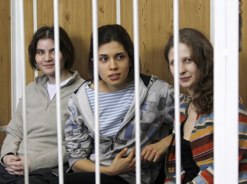 Meksikada dam olish 2-mavsum: Amina va Zhenya bilan jinsiy aloqa Serj Henir Herkules x gey video