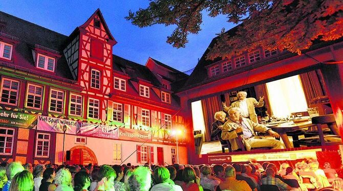 Das Reutlinger Open-Air-Kino besticht durch das Wohlfühl-Ambiente im Spitalhof - und natürlich durch sehenswerte Filme. ARCHIVFO
