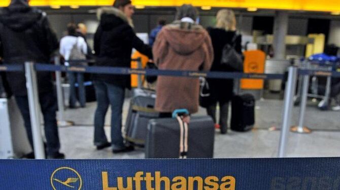 BGH-Urteil: Flugreisende bekommen keine Entschädigung, wenn ihr Flug aufgrund eines Streiks bei der Fluggesellschaft annullie